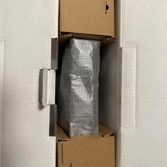 PS4 Pro - Picture 5 of 9